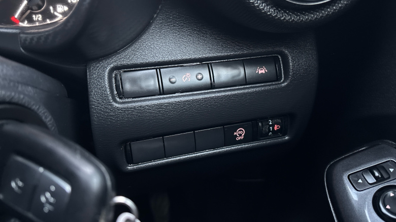 Nissan Juke 1.0 DiG-T 114 Acenta 5dr Petrol Hatchback